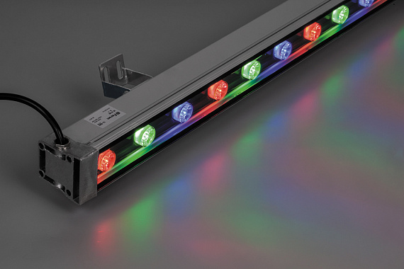 LL-889 Светодиодный линейный прожектор, 18LED RGB, 1000*46*46mm, 18W 85-265V, IP65 от магазина Диал Электро